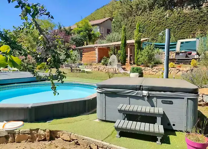 D'hotes - Au Soleilo Bed & Breakfast 4*