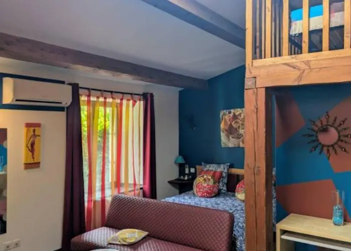 D'hotes - Au Soleilo 4* Mostuejouls