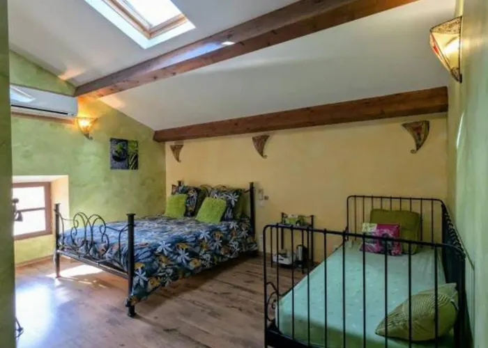 Bed & Breakfast D'hotes - Au Soleilo Mostuejouls