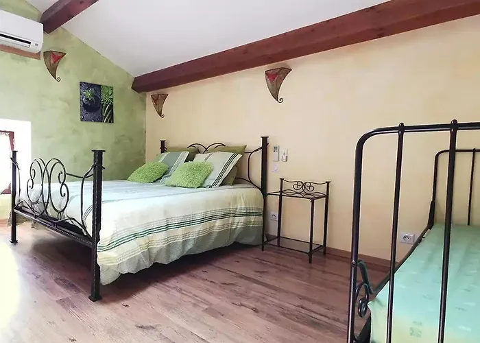 D'hotes - Au Soleilo 4* Mostuejouls