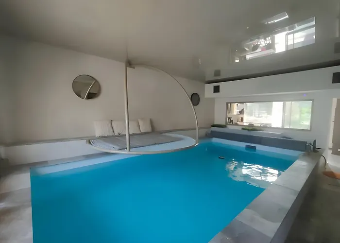 D'hotes - Au Soleilo Bed & Breakfast 4*