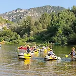 D'hotes - Au Soleilo לינה וארוחת בוקר 4*