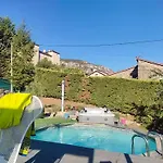 D'hotes - Au Soleilo לינה וארוחת בוקר 4*