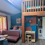 D'hotes - Au Soleilo 4* Mostuéjouls