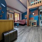 D'hotes - Au Soleilo לינה וארוחת בוקר