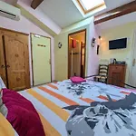 לינה וארוחת בוקר D'hotes - Au Soleilo 4*