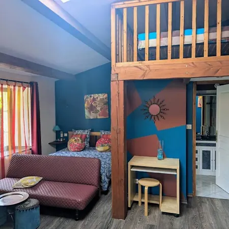 D'hotes - Au Soleilo 4* Mostuéjouls