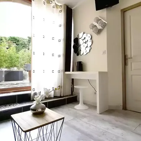 D'hotes - Au Soleilo Bed and Breakfast Mostuéjouls