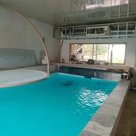 D'hotes - Au Soleilo 4* Mostuéjouls