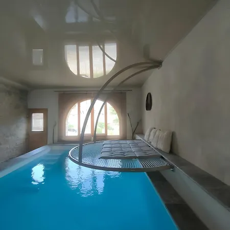 D'hotes - Au Soleilo 4* Mostuéjouls